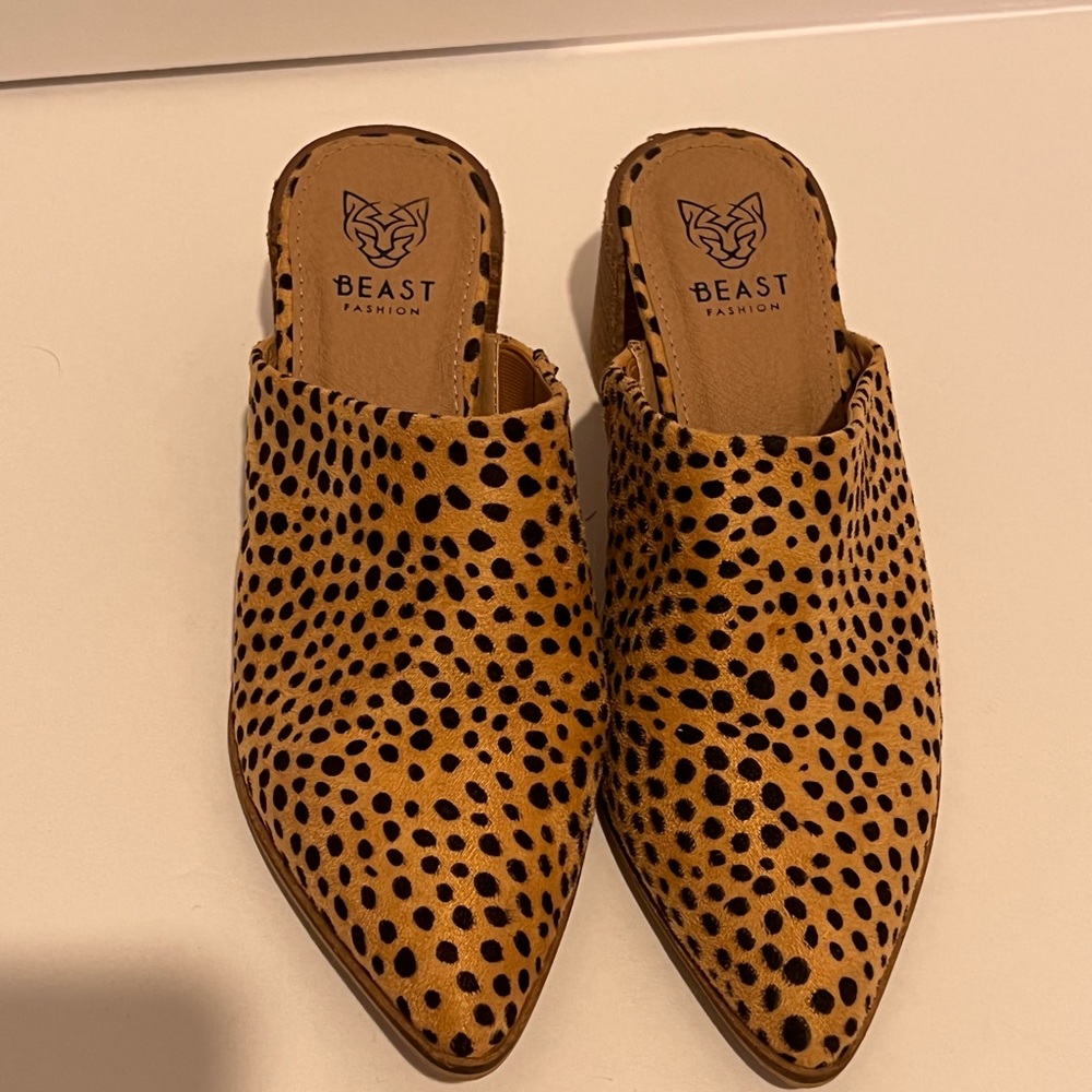Spotted Mules - Picture 2 of 3
